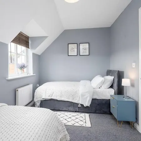 3 Bedroom House, Contractors, Families, Free Parking Ashford (Kent) Exterior photo