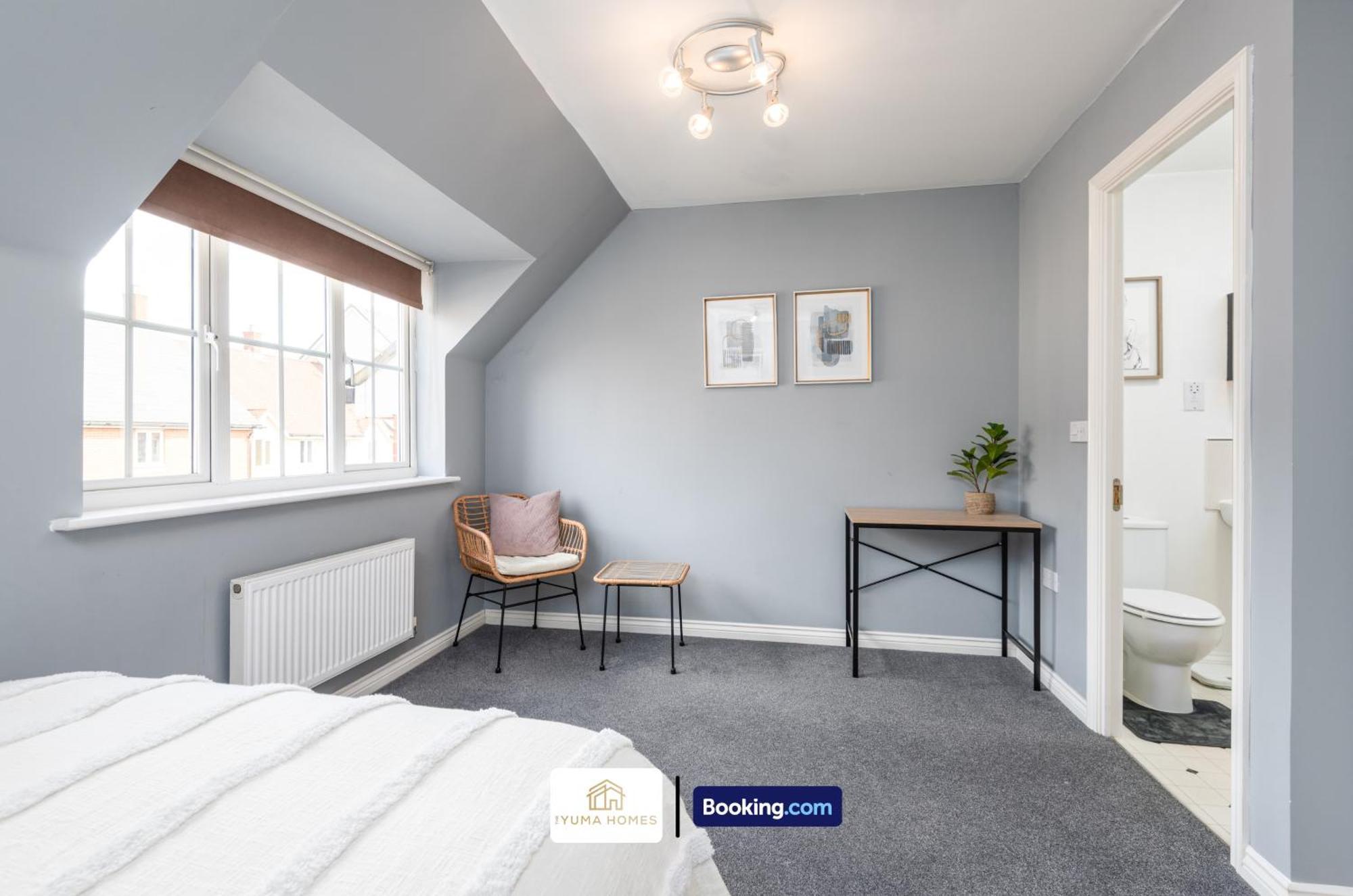 Three Bedroom House By The Yuma Homes Short Lets & Serviced In With Free Wifi & Free Parking Ashford (Kent)